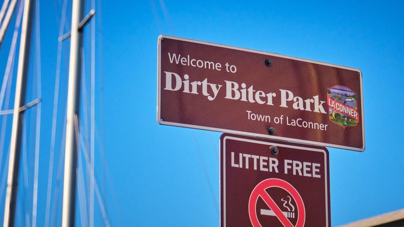 Dirty Biter the Dog Statue