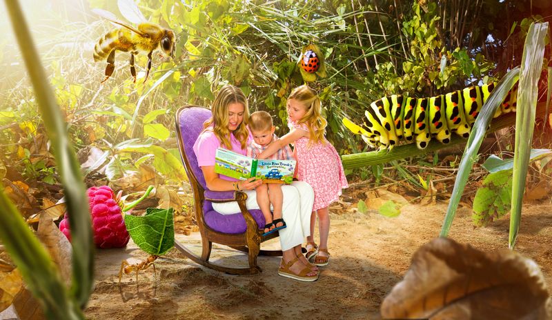 Jessie, Emily, & Max @ A Bug's Life
