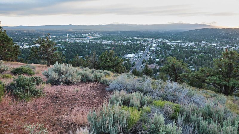 Pilot Butte State Scenic Viewpoint