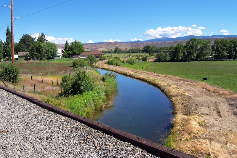 Palouse to Cascades Trail
