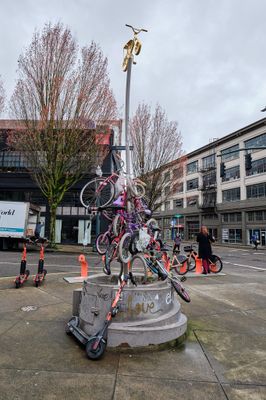 Zoobomb Bikes Monument