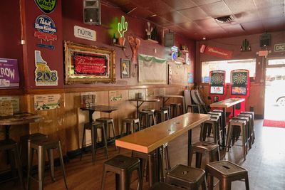 Cactus Bar - Dive Bar