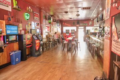 Cactus Bar - Dive Bar