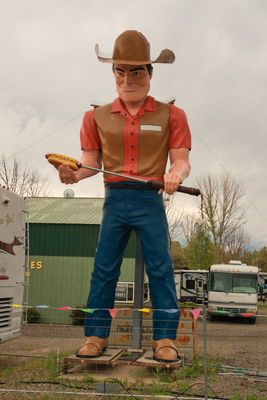 Muffler Man: Cowboy