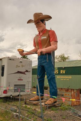 Muffler Man: Cowboy