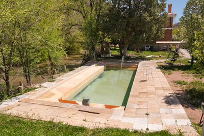 Lava Hot Springs Inn