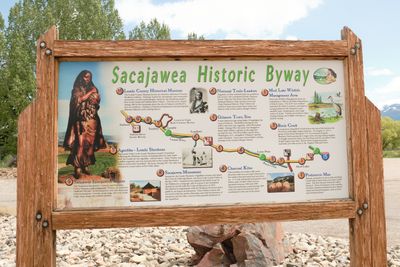 Sacajawea Statue