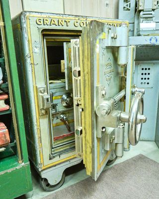 Freak Calves - Grant County Historical Museum