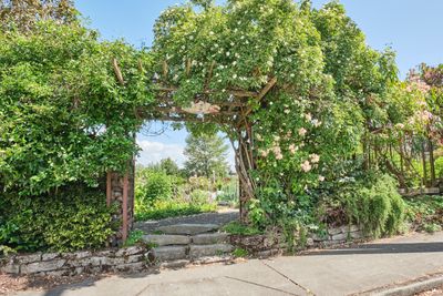 Bradner Gardens Park