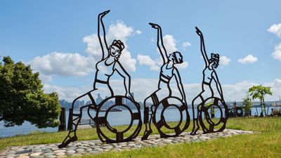 Luna Girls on Alki