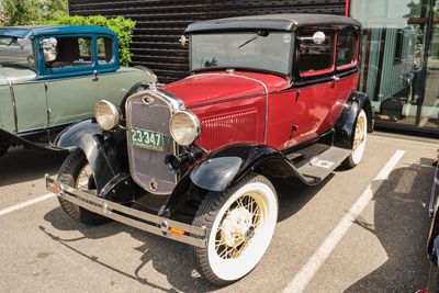 Thunder Dome Car Museum