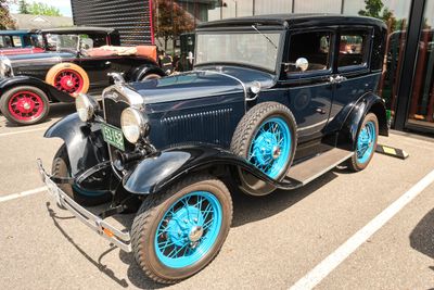 Thunder Dome Car Museum