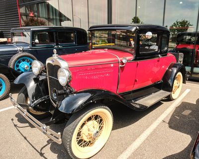 Thunder Dome Car Museum