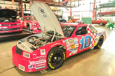 Thunder Dome Car Museum