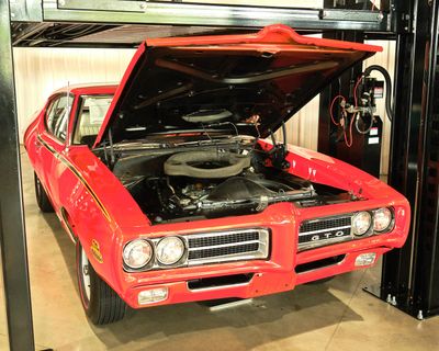 Thunder Dome Car Museum