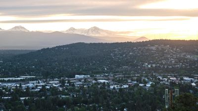 Pilot Butte State Scenic Viewpoint