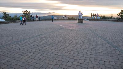Pilot Butte State Scenic Viewpoint