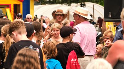 Rooster Crow Contest