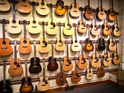 Dusty Strings