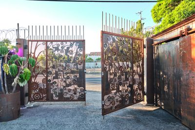 Hawthorne Asylum Food Cart Pod