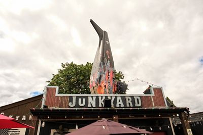 Junkyard Extreme Burgers - Crashed Plane