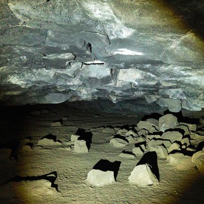 Redmond Caves