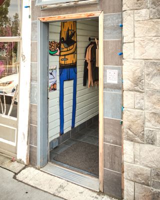 World's Skinniest Latte Shop
