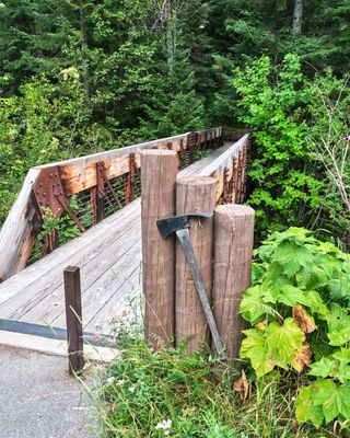 Pulaski Tunnel Trail