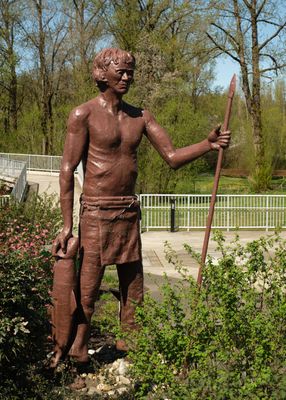 Sultan John: 13-Foot-Tall Man with Fish