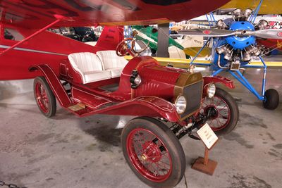 Western Antique Airplane & Automobile Museum