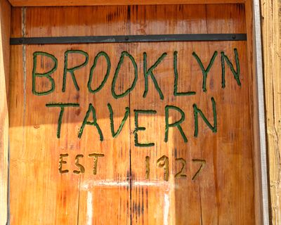 Brooklyn Tavern - Dive Bar