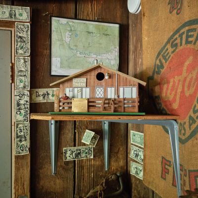 Brooklyn Tavern - Dive Bar