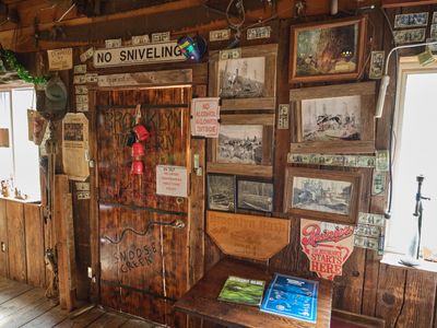 Brooklyn Tavern - Dive Bar