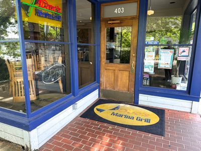 Doc's Marina Grill