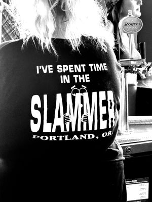 Slammer Tavern - Dive Bar