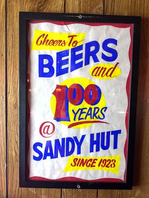 Sandy Hut Bar & Lounge