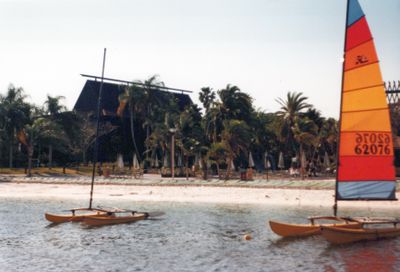 Polynesian Village Hotel circa 1981.jpeg