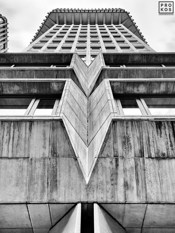 https://andrewprokos.com/photo/ministry-of-justice-brutalist-architecture-london-black-white-0899/