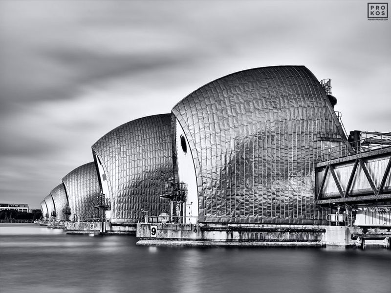 https://andrewprokos.com/photo/thames-barrier-long-exposure-view-black-white-1437/