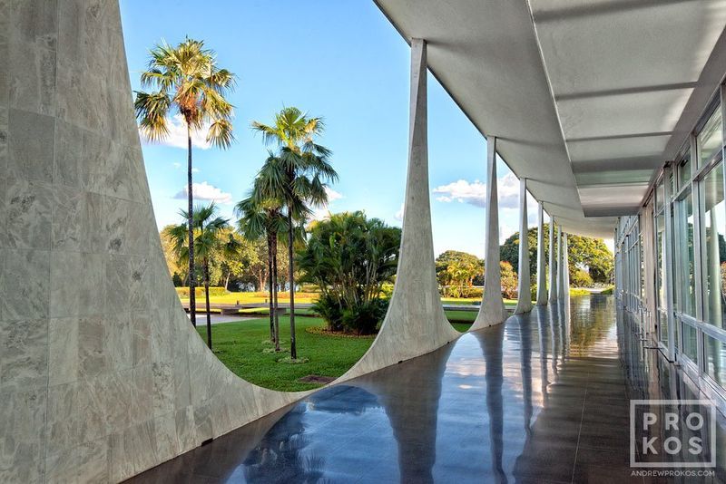 https://andrewprokos.com/photo/palacio-alvorada-rear-colonnade-9351/
