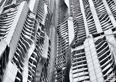 New York By Gehry Facade I – B&W