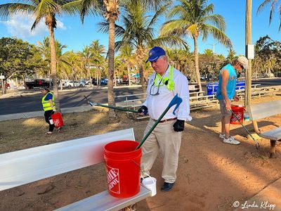Higgs Beach Clean-up  24