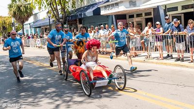 Blue Ribbon Bed Races, Conch Republic   41