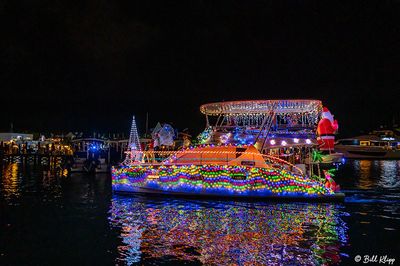 Christmas Boat Parade, Historic Seaport  23-18