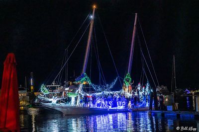 Christmas Boat Parade, Historic Seaport  23-19
