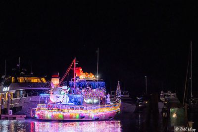 Christmas Boat Parade, Historic Seaport  23-21