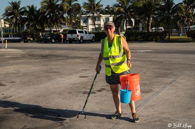 Higgs Beach Clean-up  15 