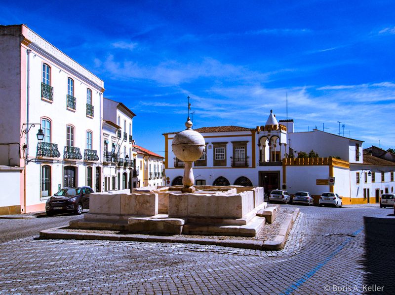 Fountain of Portas de Moura 