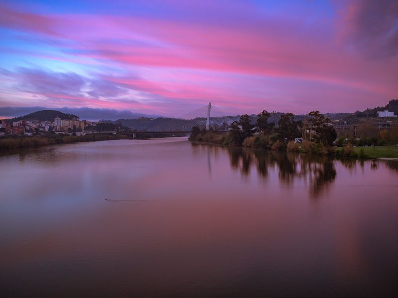 Rainha Santa Isabel Bridge