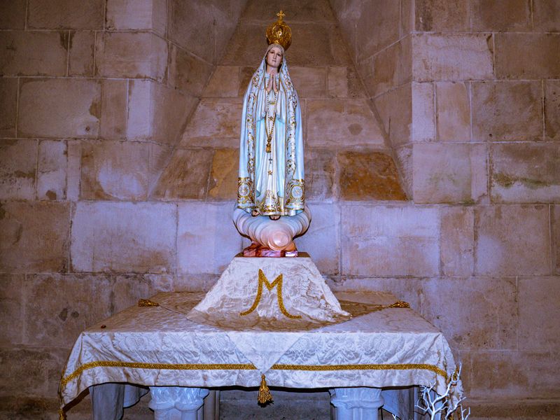 Statue of Our Lady of Ftima